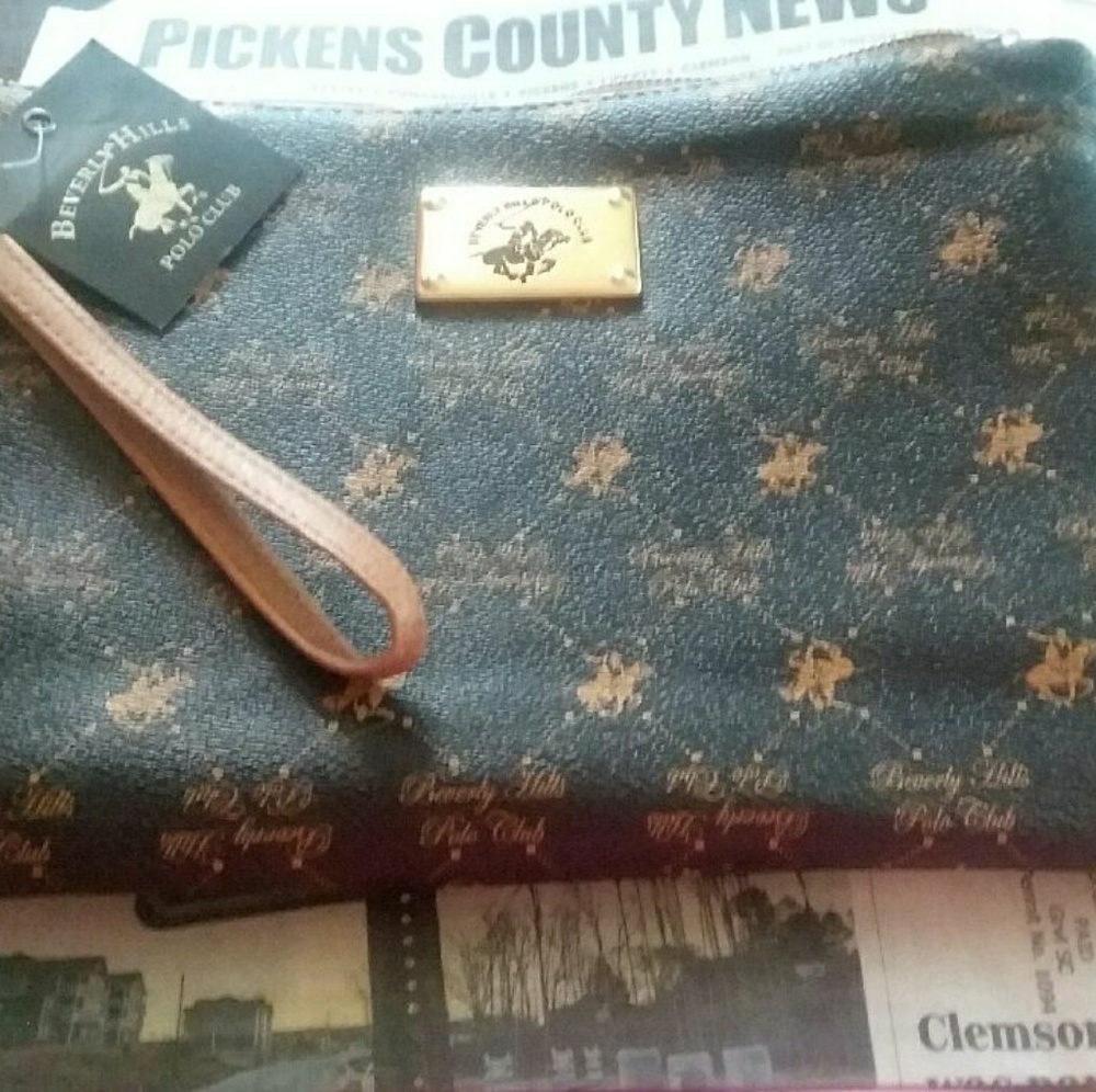 Wristlet